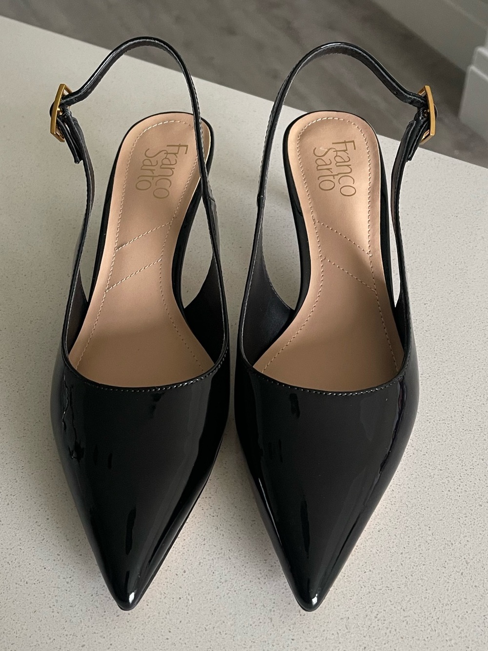 Franco Sarto Black Patent Pointed-Toe Slingback Pumps Kitten Heels size 8.5